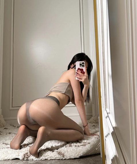 坐在硬邦邦的地方写作业好吗_720全集免费播放