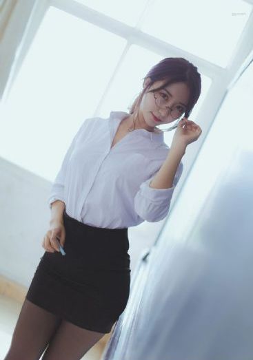 成人午夜影片_720免费播放