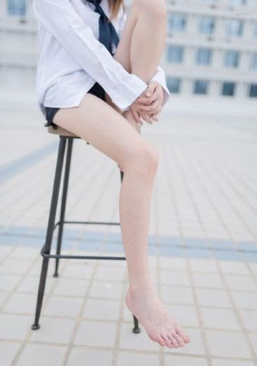女王抽烟调教男奴vK_英文版字幕