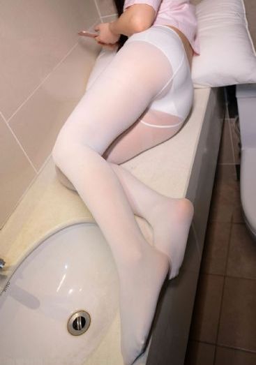 性感美女穿黑丝跳舞视频_1080P电影在线观看