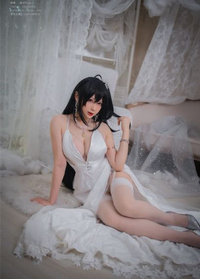 丝袜美女扒开内衣_BD国语免费观看韩国