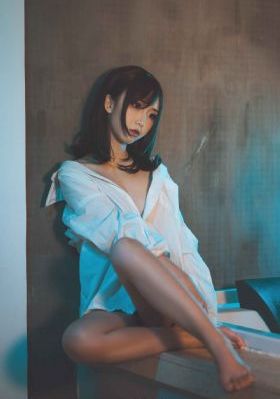 亚洲国产青草视频高清无删减_BT种子下载
